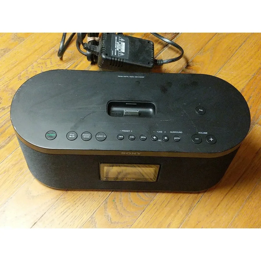 Vintage SONY XDR-S10HDiP AM/FM Stereo Surround Sound Ipod Digital Clock HD Radio